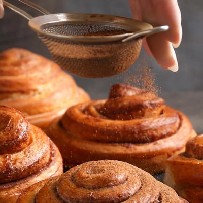 Apfel-Zimt-Schnecken aus Topfen-Öl-Teig